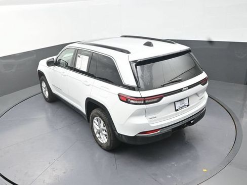 Used 2026 Jeep Grand Cherokee Laredo X AWD/4WD image 15