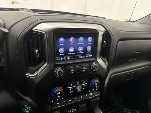 Used 2021 Chevrolet Silverado 1500 LTZ AWD/4WD image 15
