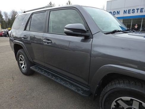 Used 2020 Toyota 4Runner TRD Off-Road image 29