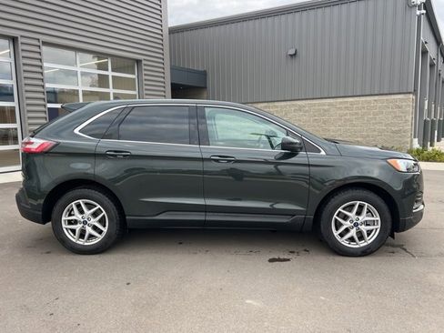 Used 2022 Ford Edge SEL w/ Convenience Package image 4