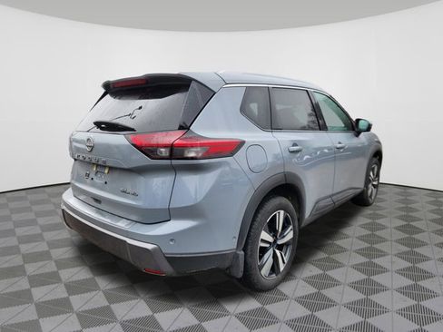 Certified 2024 Nissan Rogue SL w/ SL Premium Package image 4