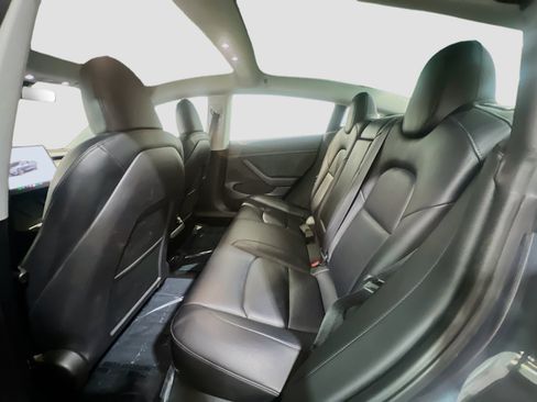 Used 2023 Tesla Model 3 Standard Range RWD image 17