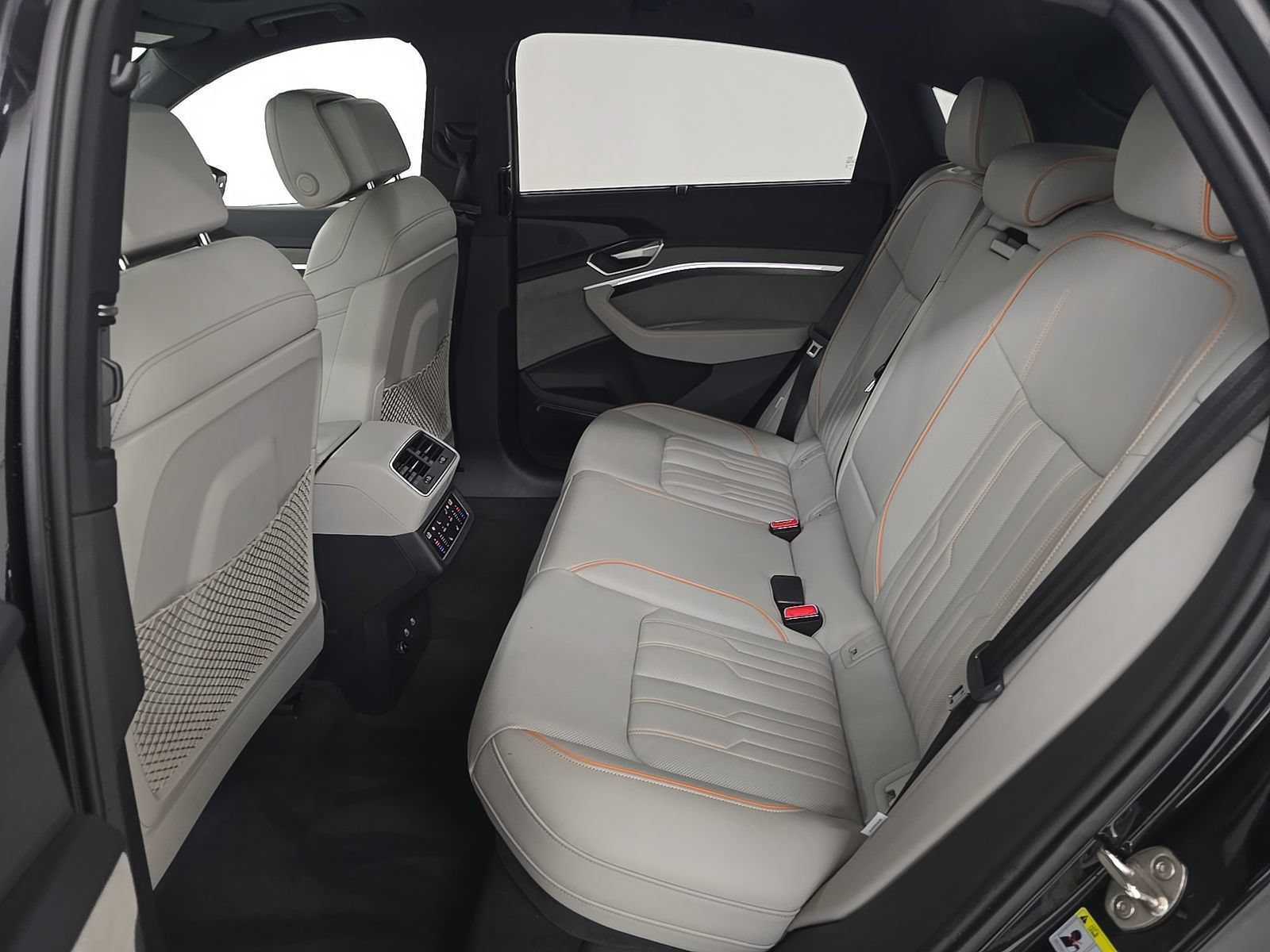 Used 2024 Audi Q8 e-tron Prestige w/ Prestige Package AWD/4WD image 9