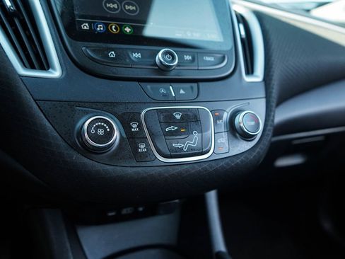 Used 2023 Chevrolet Malibu LS w/ Driver Confidence Package FWD image 26
