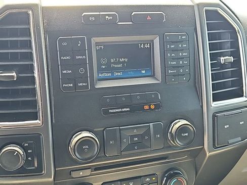Used 2017 Ford F250 XLT AWD/4WD image 11