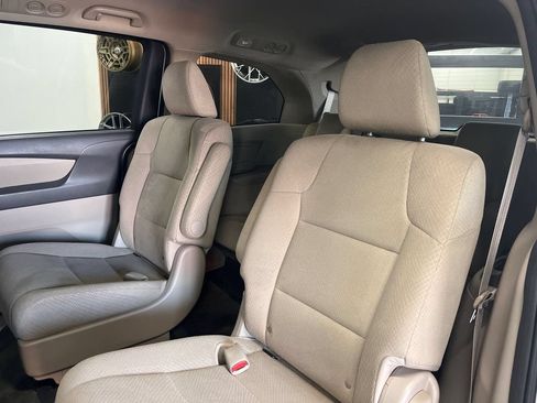 Used 2014 Honda Odyssey LX image 31