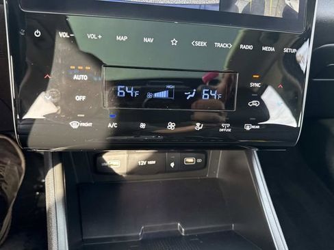 Certified 2022 Hyundai Tucson Limited w/ Cargo Package image 26