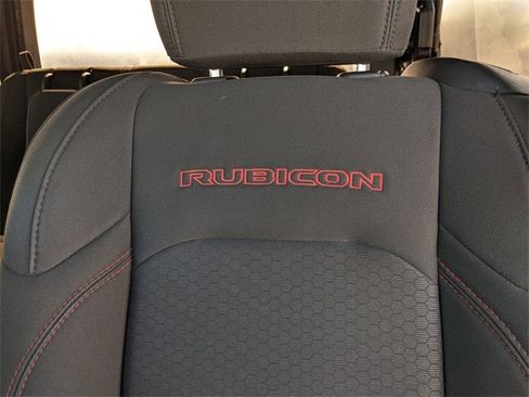 Used 2020 Jeep Wrangler Rubicon w/ Cold Weather Group image 13