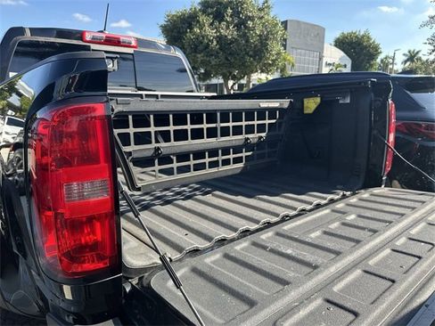 Used 2019 Chevrolet Colorado ZR2 image 21