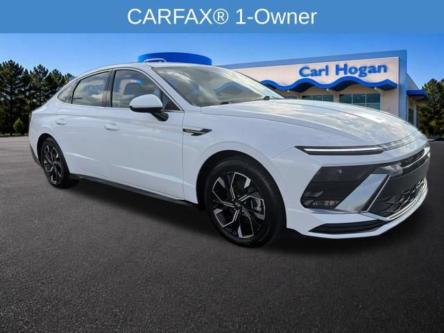 Used 2025 Hyundai Sonata SEL FWD image 2