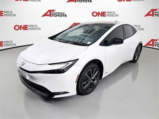 Used 2024 Toyota Prius Limited video 3