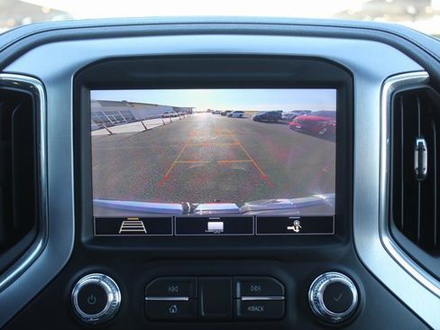 Used 2020 GMC Sierra 1500 SLT image 28