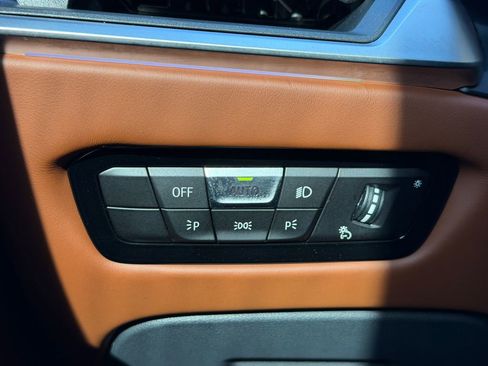 Used 2022 BMW M4 xDrive Competition image 18