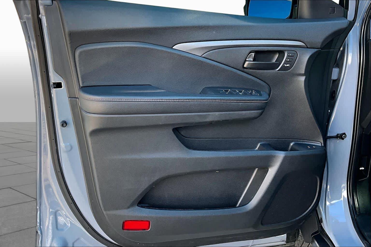 Used 2022 Honda Pilot TrailSport image 21