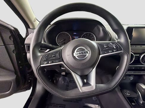 Used 2022 Nissan Sentra S FWD image 13