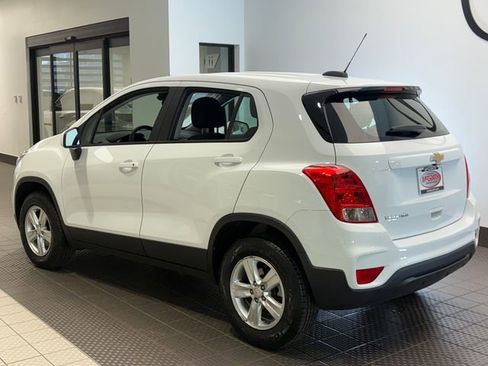 Used 2018 Chevrolet Trax LS image 4