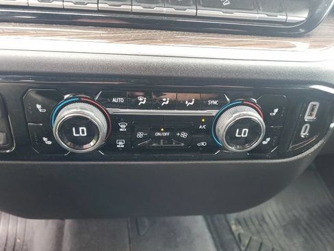 Used 2025 Chevrolet Silverado 2500 LT AWD/4WD image 39
