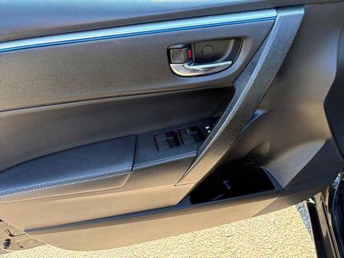 Used 2016 Toyota Corolla S image 21