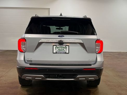 Used 2023 Ford Explorer XLT w/ Equipment Group 202A AWD/4WD image 25
