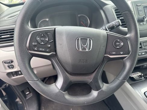 Used 2019 Honda Pilot LX image 8