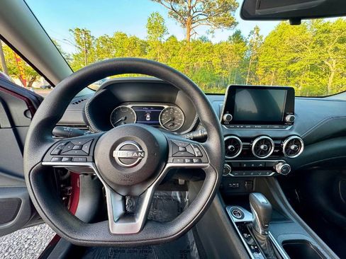 Used 2024 Nissan Sentra SV image 14