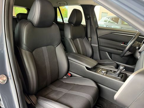 Used 2025 MAZDA CX-50 AWD 2.5 S w/ Select Package image 31