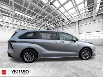 Certified 2025 Toyota Sienna XLE