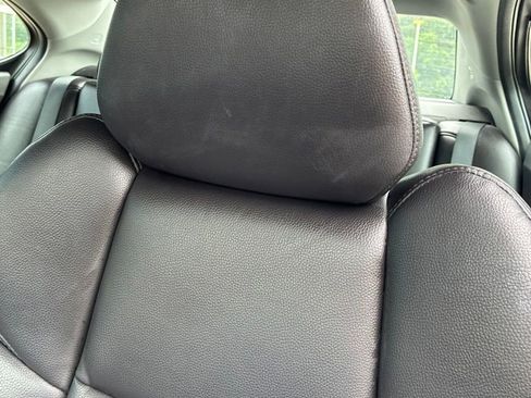 Used 2019 Acura TLX FWD image 5
