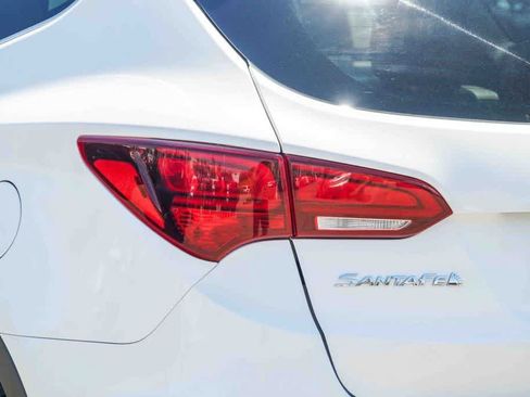 Used 2018 Hyundai Santa Fe Sport w/ Cargo Package AWD/4WD image 7