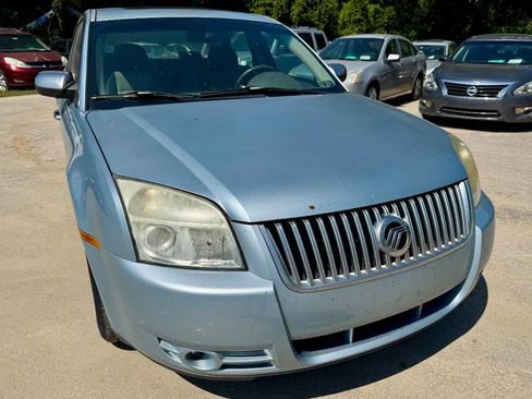 Used 2008 Mercury Sable Premier image 3