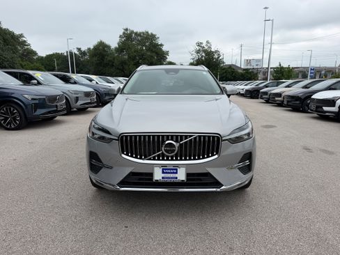 Certified 2023 Volvo XC60 B5 Ultimate AWD/4WD image 8