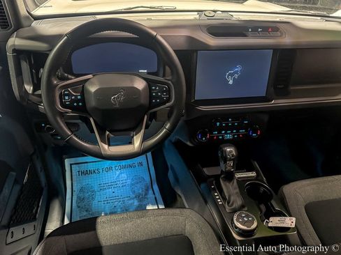 Used 2025 Ford Bronco Big Bend image 16