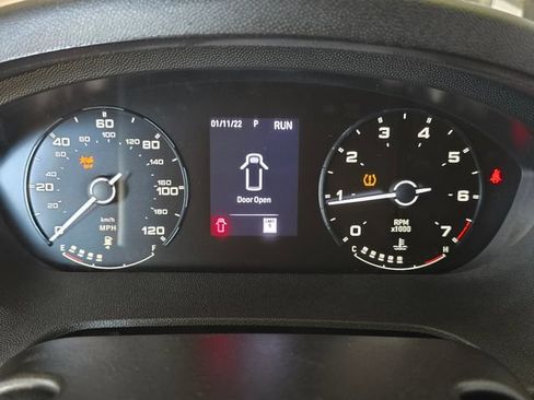 Used 2025 RAM ProMaster 1500 FWD image 12