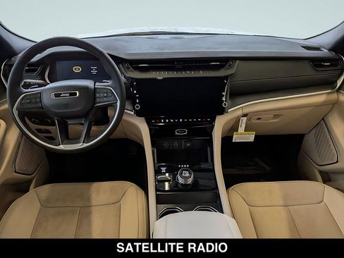 New 2026 Jeep Grand Cherokee Limited AWD/4WD image 18