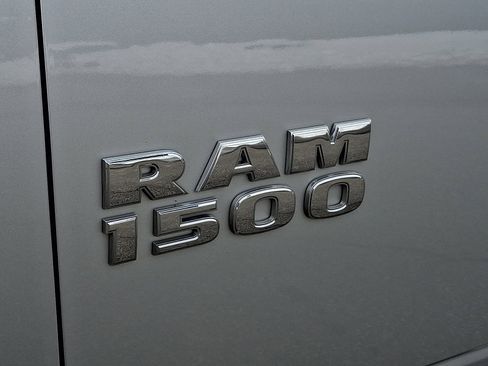 Used 2018 RAM 1500 Big Horn image 31