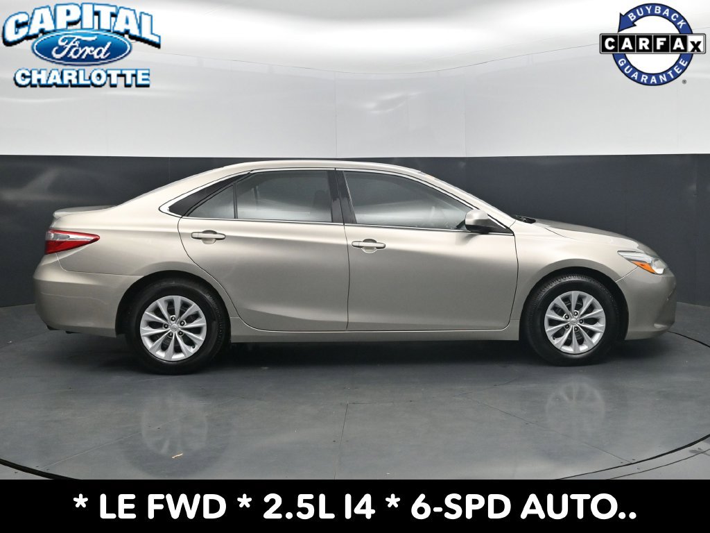 Used 2015 Toyota Camry LE FWD image 8