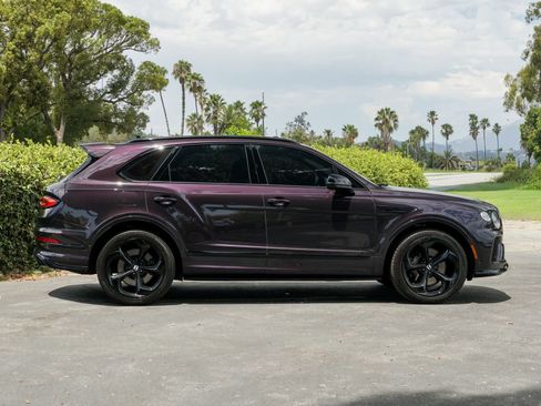 Certified 2022 Bentley Bentayga AWD/4WD image 8
