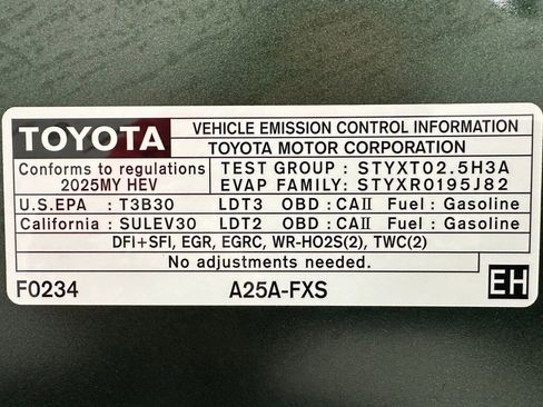 Used 2025 Toyota Sienna XLE image 74