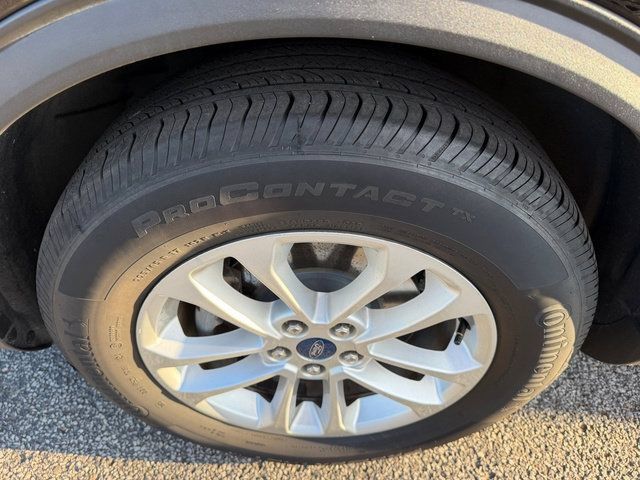 Used 2020 Ford Escape SE AWD/4WD image 13