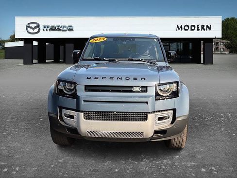 Used 2023 Land Rover Defender 90 SE AWD/4WD image 8
