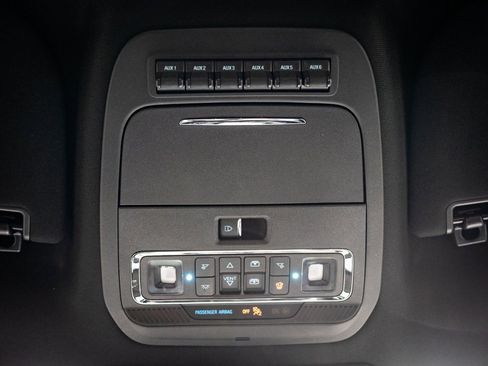 Used 2025 Ford F250 Platinum image 38