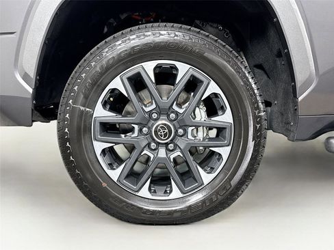 Used 2024 Toyota Tundra Limited image 44
