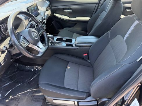 Used 2022 Nissan Sentra SV FWD image 16