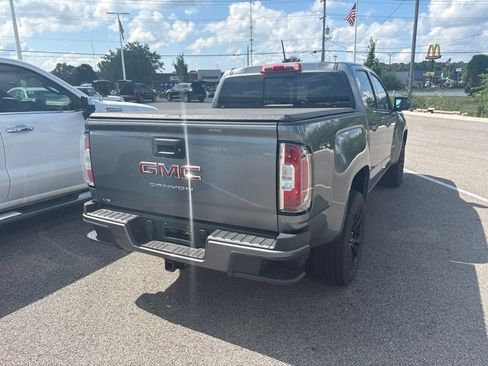Used 2022 GMC Canyon Elevation w/ Elevation Premium Package AWD/4WD image 3