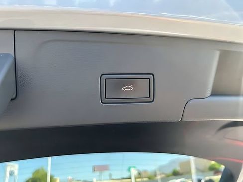 Used 2023 Volkswagen Atlas Cross Sport SEL Premium R-Line AWD/4WD image 18