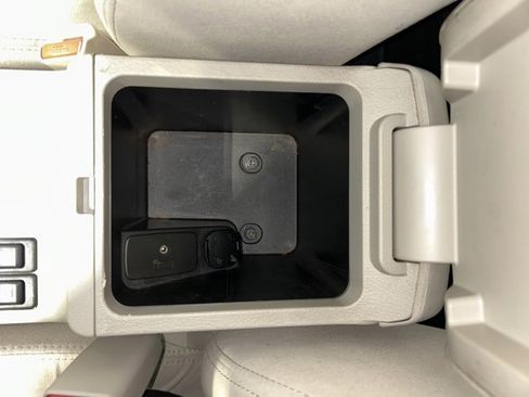 Used 2010 Subaru Impreza 2.5i Premium image 21