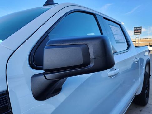New 2026 GMC Sierra 1500 Elevation image 13