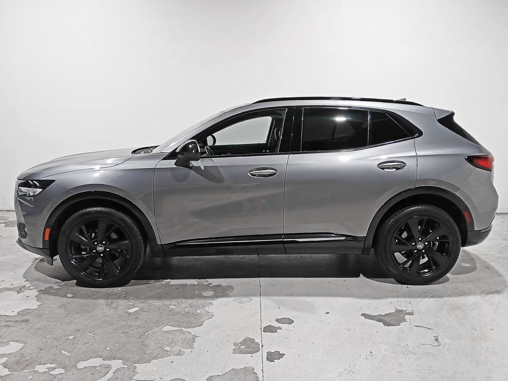Certified 2022 Buick Envision Essence w/ Sport Touring Package FWD image 4