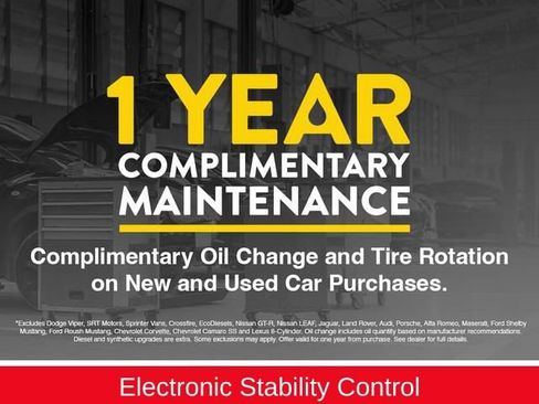 Used 2025 Toyota Camry SE w/ Convenience Package image 7