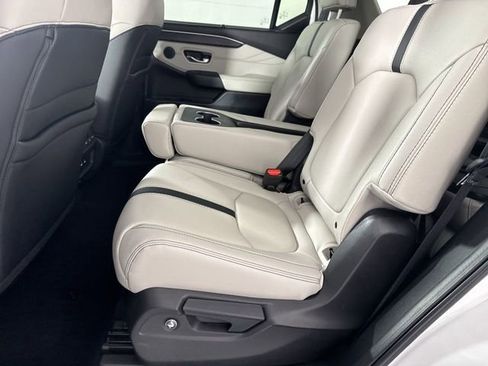 Certified 2026 Honda Pilot Touring image 24